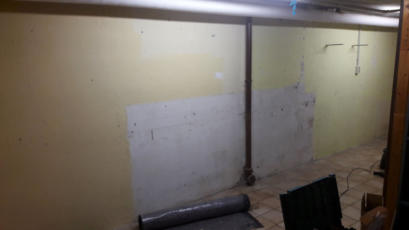Die lange Wand vor...